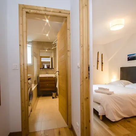 Lazuli Apartment